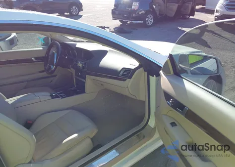 2017 Mercedes-Benz E 400 4Matic z USA, uszkodzony, nr VIN WDDKJ6HB0HF356686